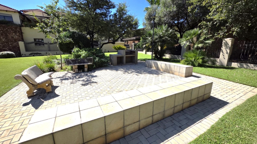 To Let 1 Bedroom Property for Rent in Melodie North West
